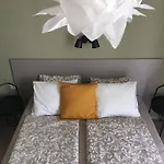 アパート Apartmanhaz *
