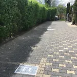 Apartmanhaz *