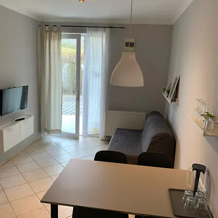 Apartmanhaz Apartment *