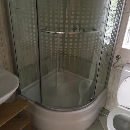 Apartmanhaz בלטונללה