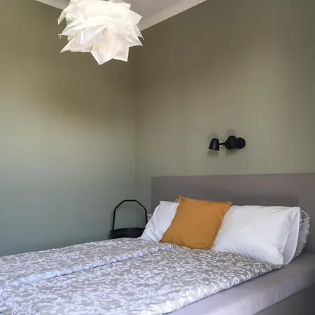 דירה Apartmanhaz *