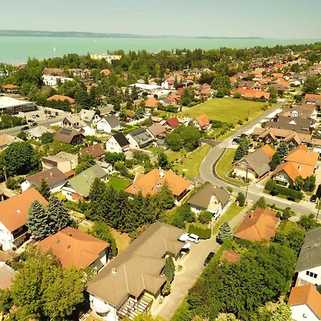 Διαμέρισμα Apartmanhaz Balatonlelle