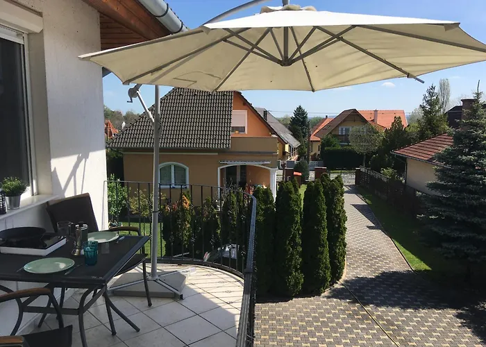 Apartmanhaz * Balatonlelle